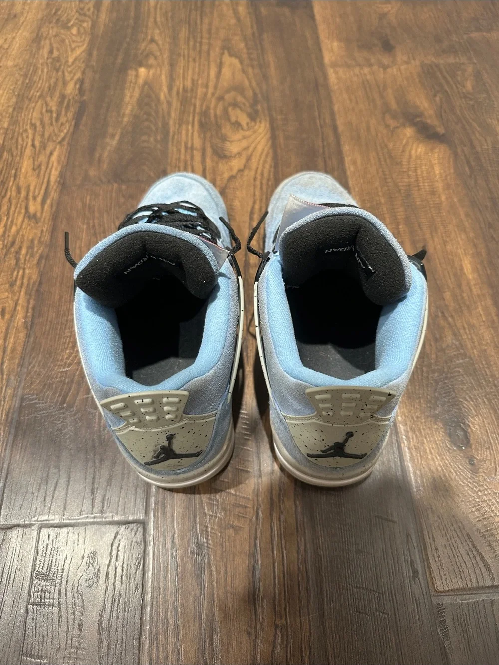 Air Jordan 4 Retro 'UNC'